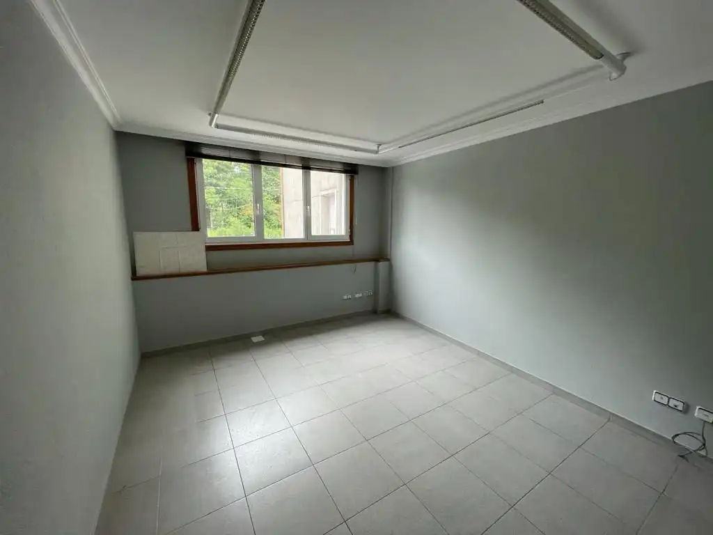 Office space to rent in Vilagarcía, imagen 5