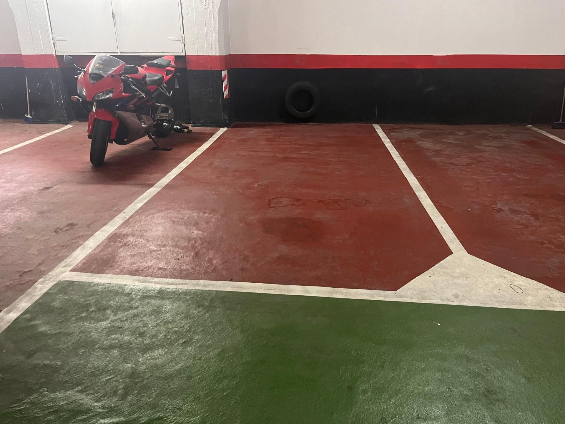 Aparcament de Garatge en venda en Basauri 