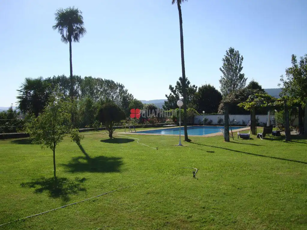 Jardí de Casa o xalet en venda en Padrón amb Jardí privat