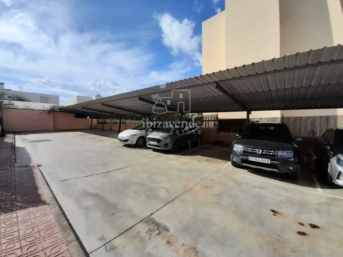 Parking de Piso en venta en Sant Josep de sa Talaia con Aire acondicionado, Calefacción y Terraza
