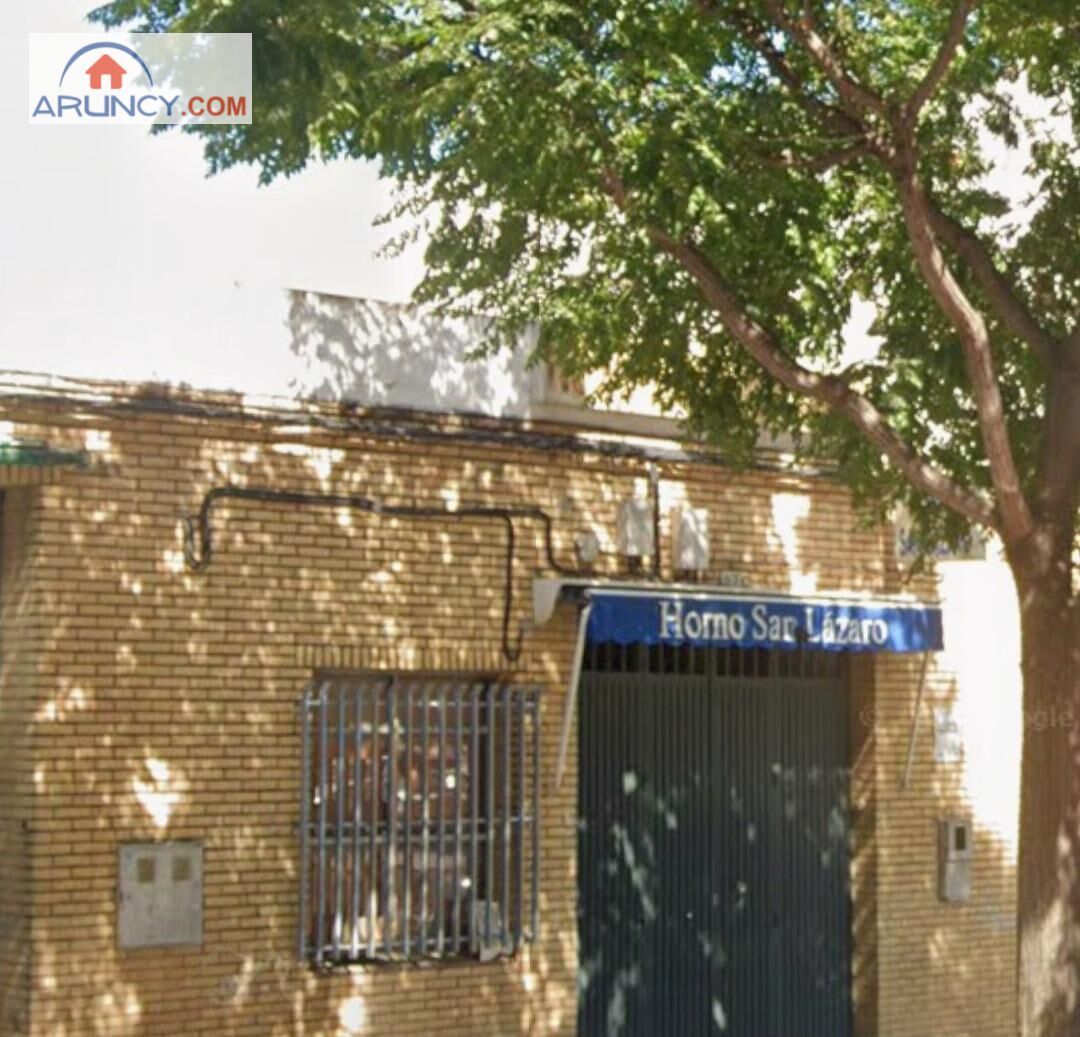 Exterior view of House or chalet for sale in  Sevilla Capital