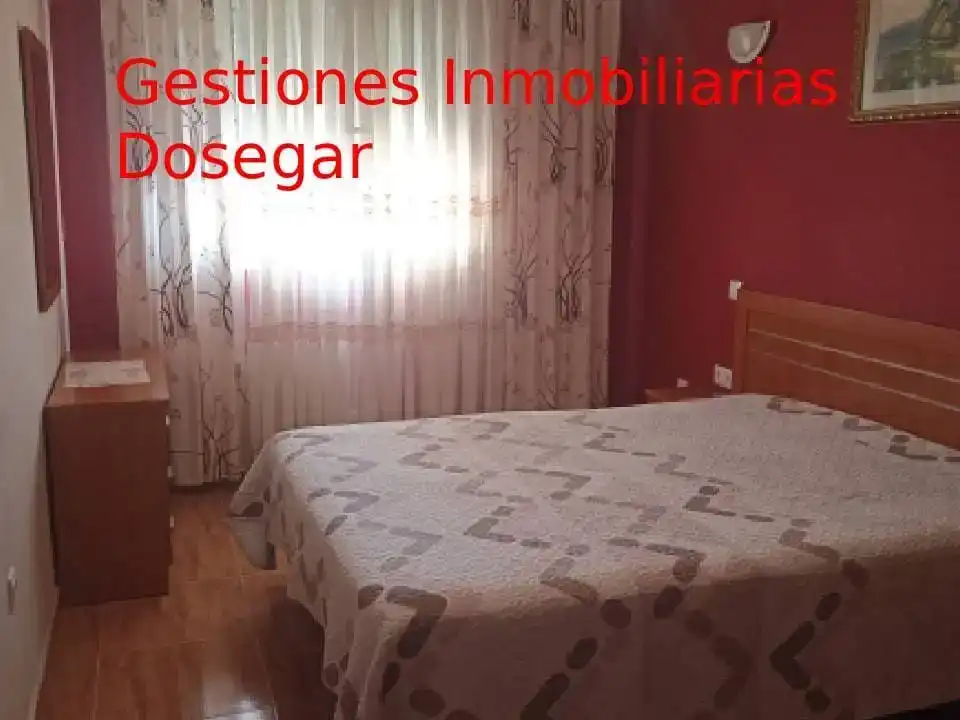 Dormitori de Pis en venda en Pedro Muñoz amb Jardí privat, Traster i Moblat