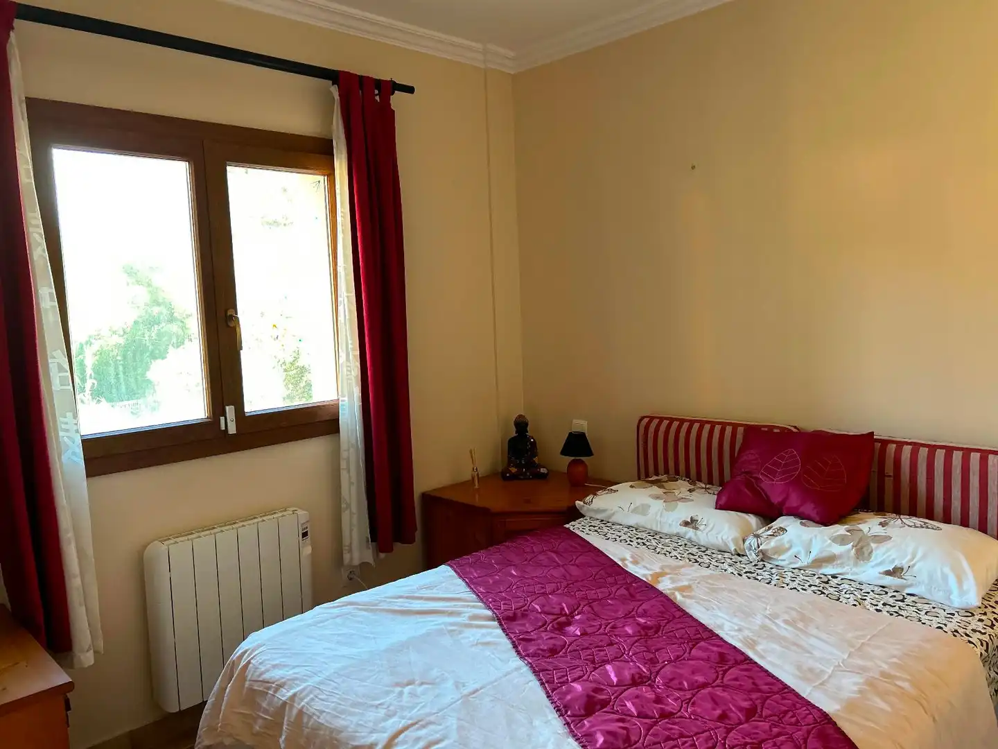Schlafzimmer von Geschaftsraum zum Verkauf in Calvià mit Klimaanlage, Terrasse und Möbliert
