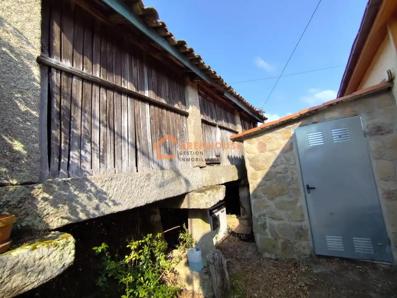 Vista exterior de Casa o chalet en venta en Ourense Capital  con Calefacción, Jardín privado y Trastero