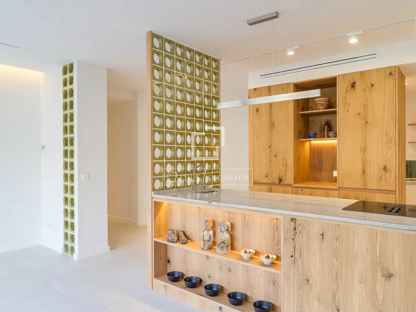 Küche von Wohnung zum Verkauf in Barcelona mit Heizung, Terrasse und Abstellraum