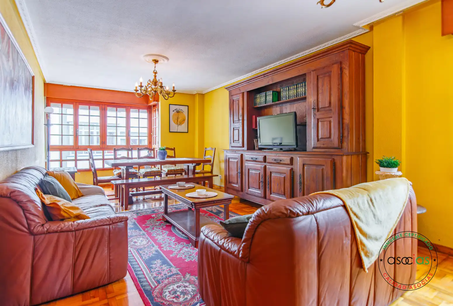 Sala d'estar de Pis en venda en Cudillero amb Calefacció, Parquet i Moblat