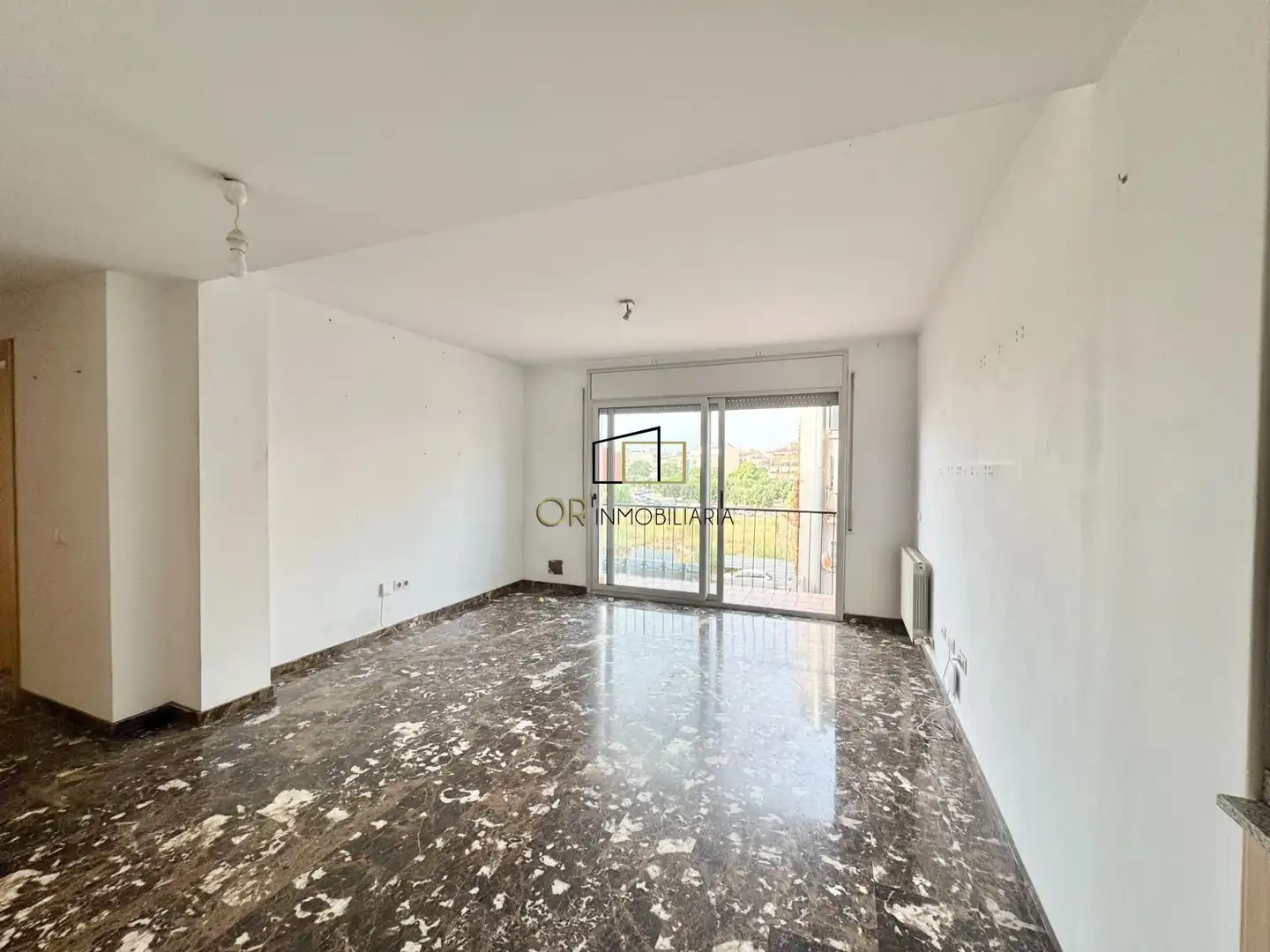 Piso con terraza en venta en El Tancat - Mas d'en Gual