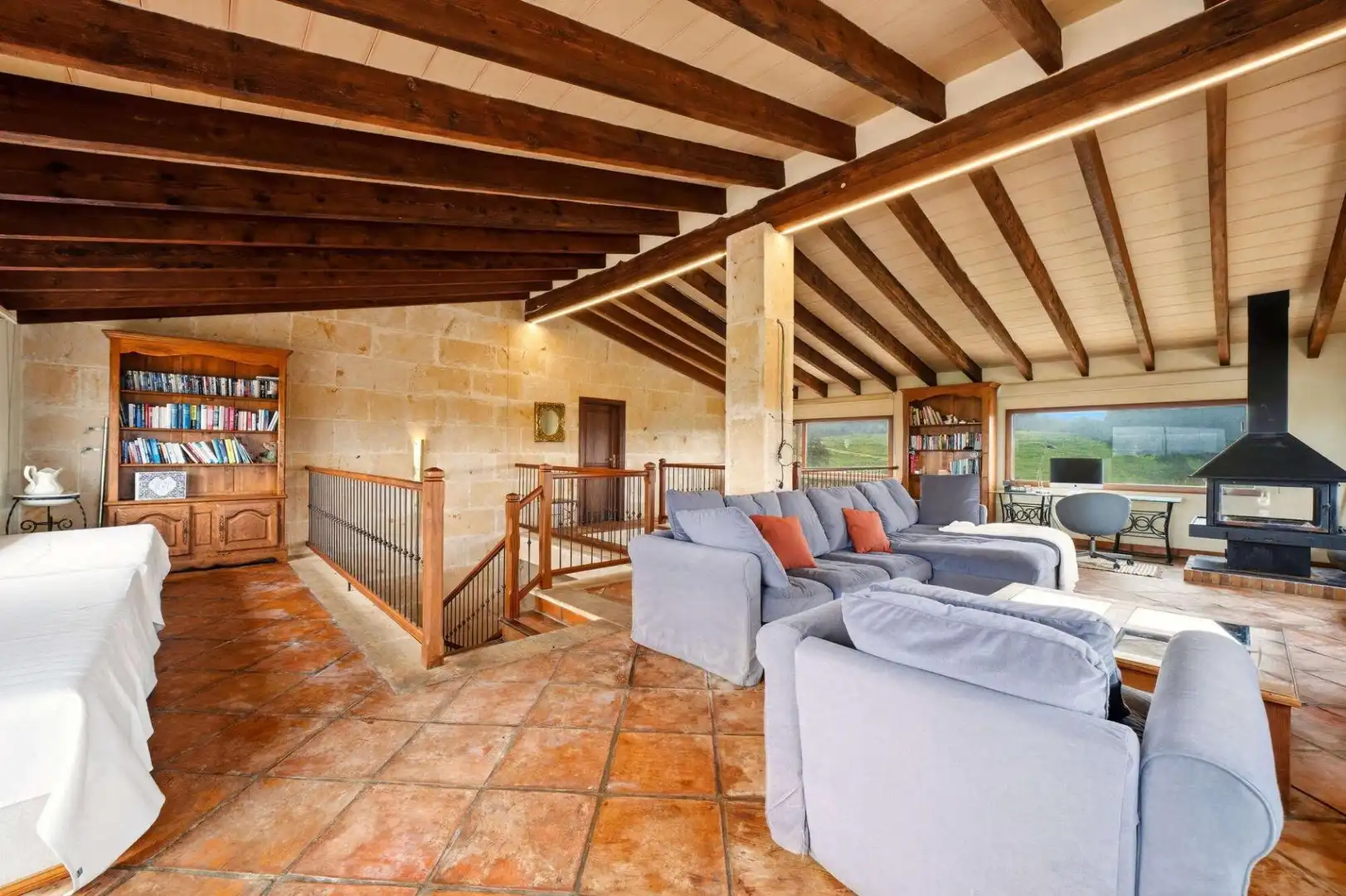 Sala d'estar de Casa o xalet en venda en Llubí amb Aire condicionat, Calefacció i Jardí privat