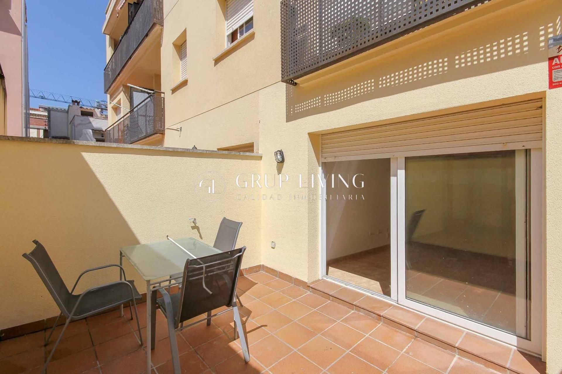 Exterior view of Flat for sale in Sant Pere de Ribes  with Heating and Terrace