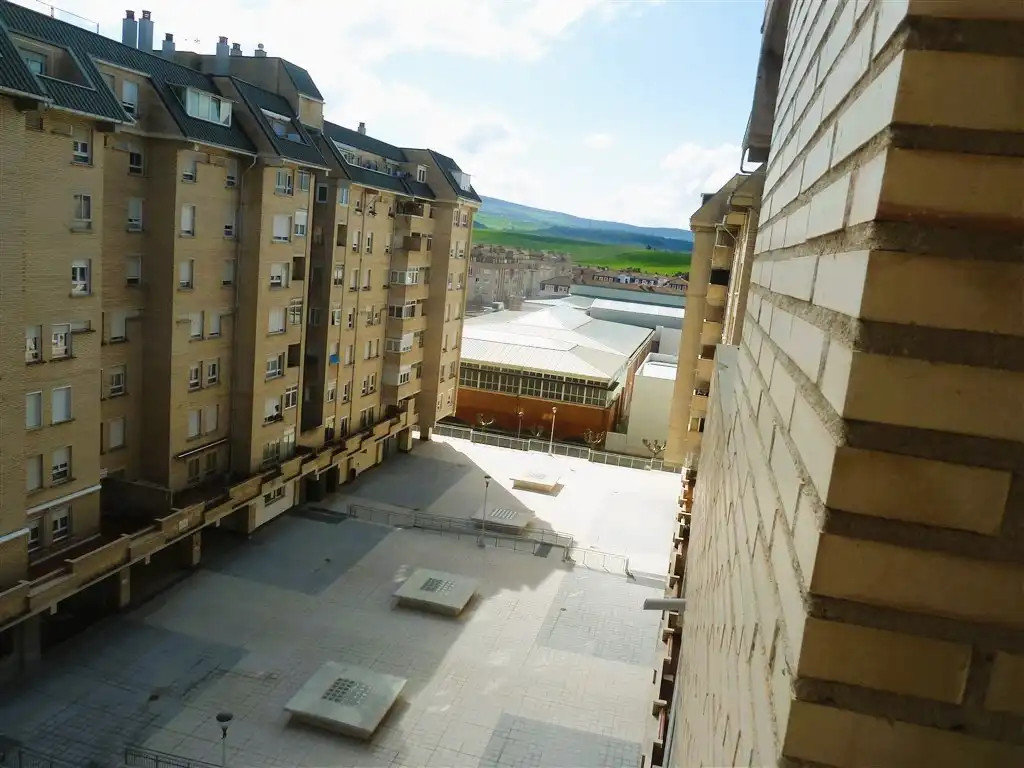 Exterior view of Flat for sale in Zizur Mayor / Zizur Nagusia  with Heating, Parquet flooring and Terrace