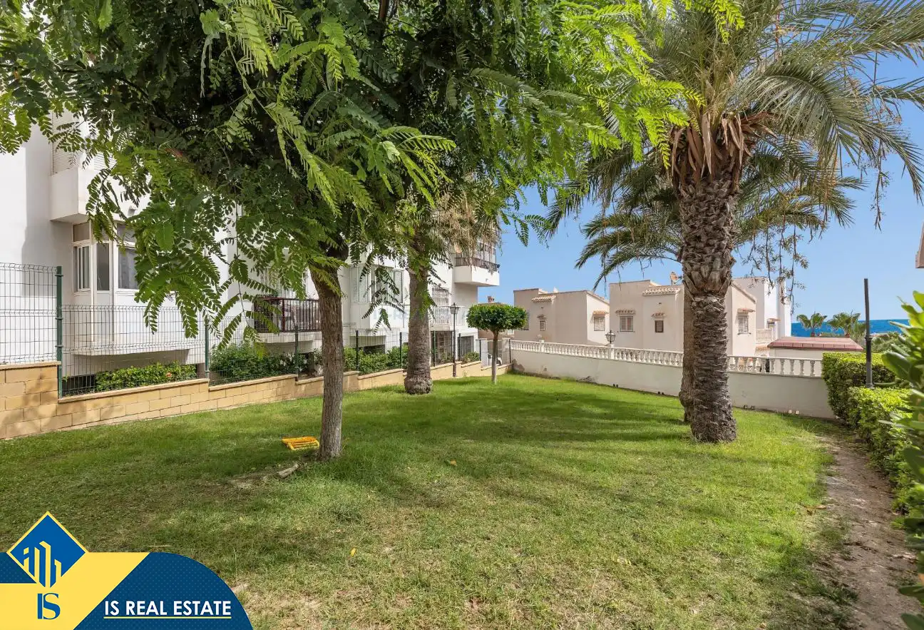 Jardí de Estudi en venda en Torrevieja amb Calefacció, Moblat i Rentadora