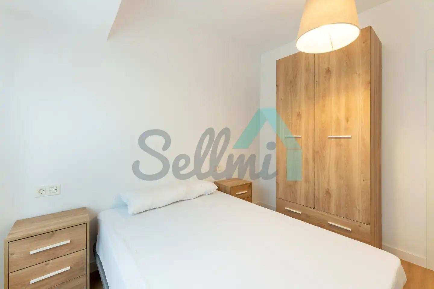 Flat for rent in De Gloria Fuertes, Masip