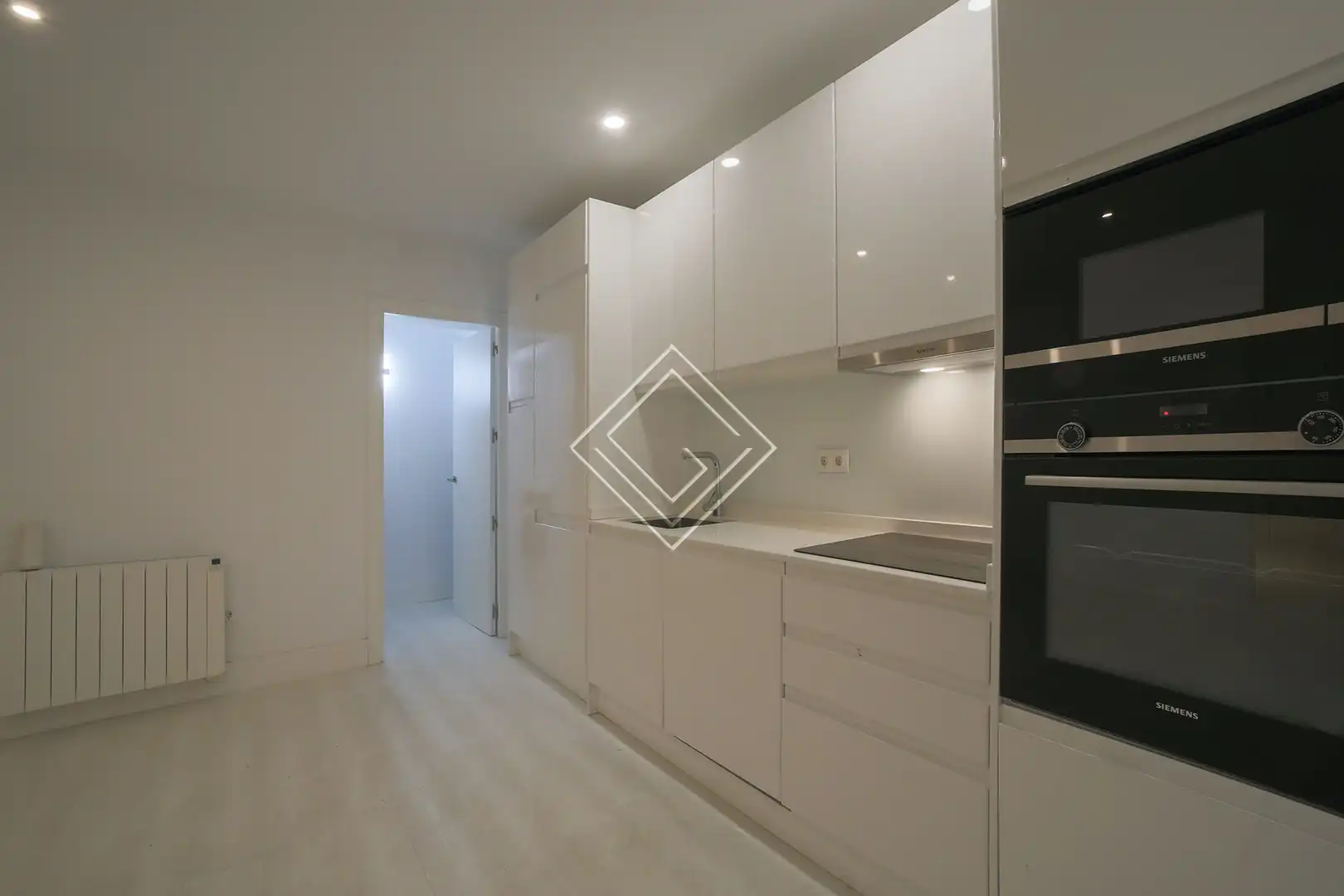 Cocina de Oficina en venta en Madrid con Aire acondicionado y Calefacción