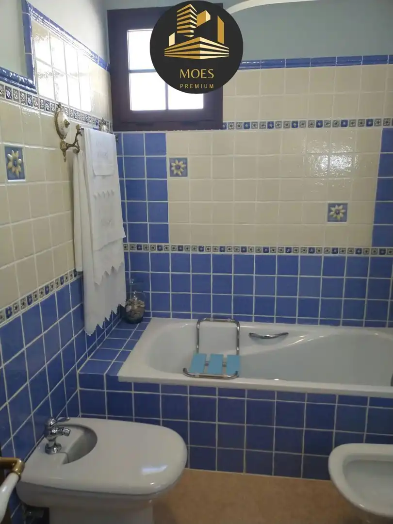 Bathroom of Flat for sale in Villacarrillo  with Air Conditioner, Heating and Balcony