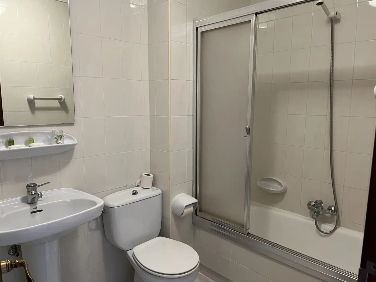 Badezimmer von Gebäude zum Verkauf in Ribamontán al Mar