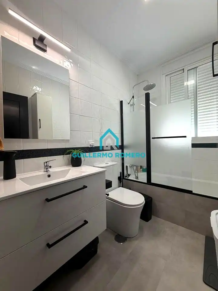 Baño de Dúplex en venta en Coria del Río