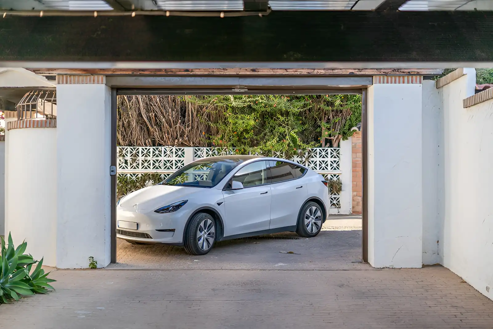 Parking of Houses for sale in Marbella  with Air Conditioner, Private garden and Terrace