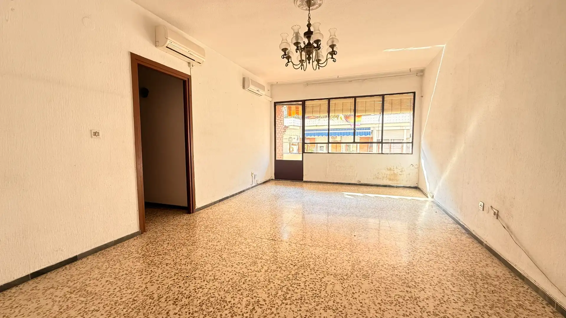 Piso en venta en Calle el Laurel, Santa Rosa - Valdeolleros, Norte-Sierra
