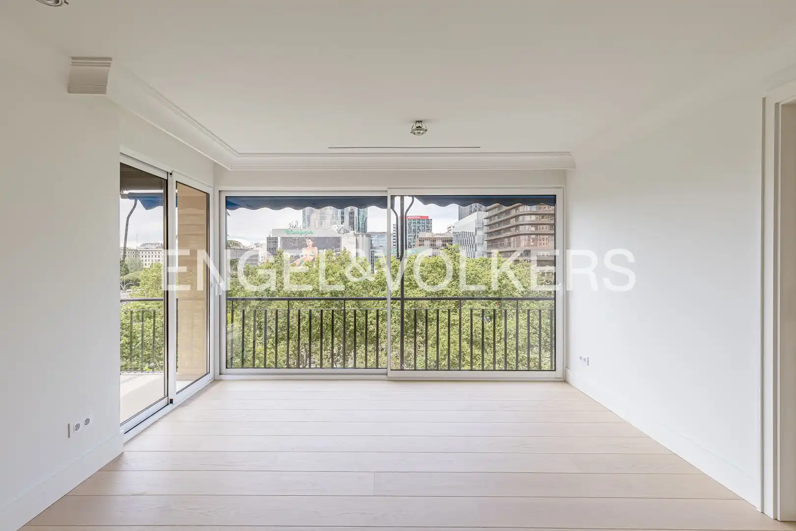 Terrace of Flat for rent in Madrid  with Air Conditioner, Heating and Terrace