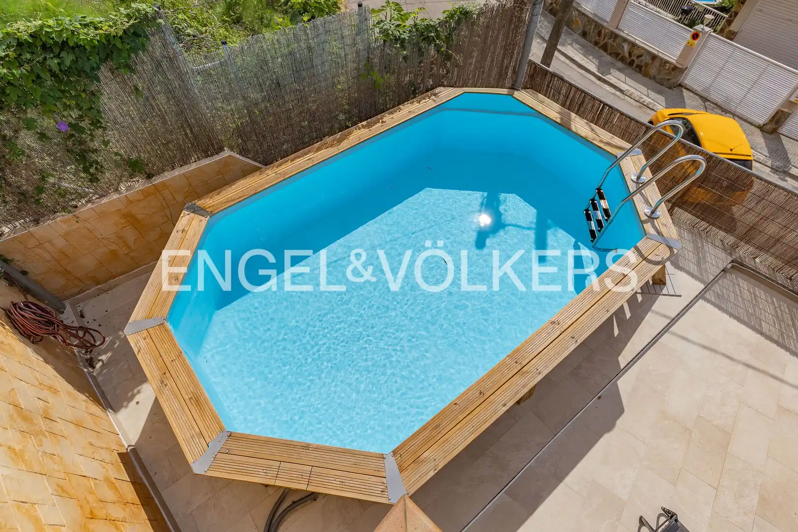 Piscina de Casa o chalet en venta en Vallirana con Aire acondicionado, Calefacción y Terraza
