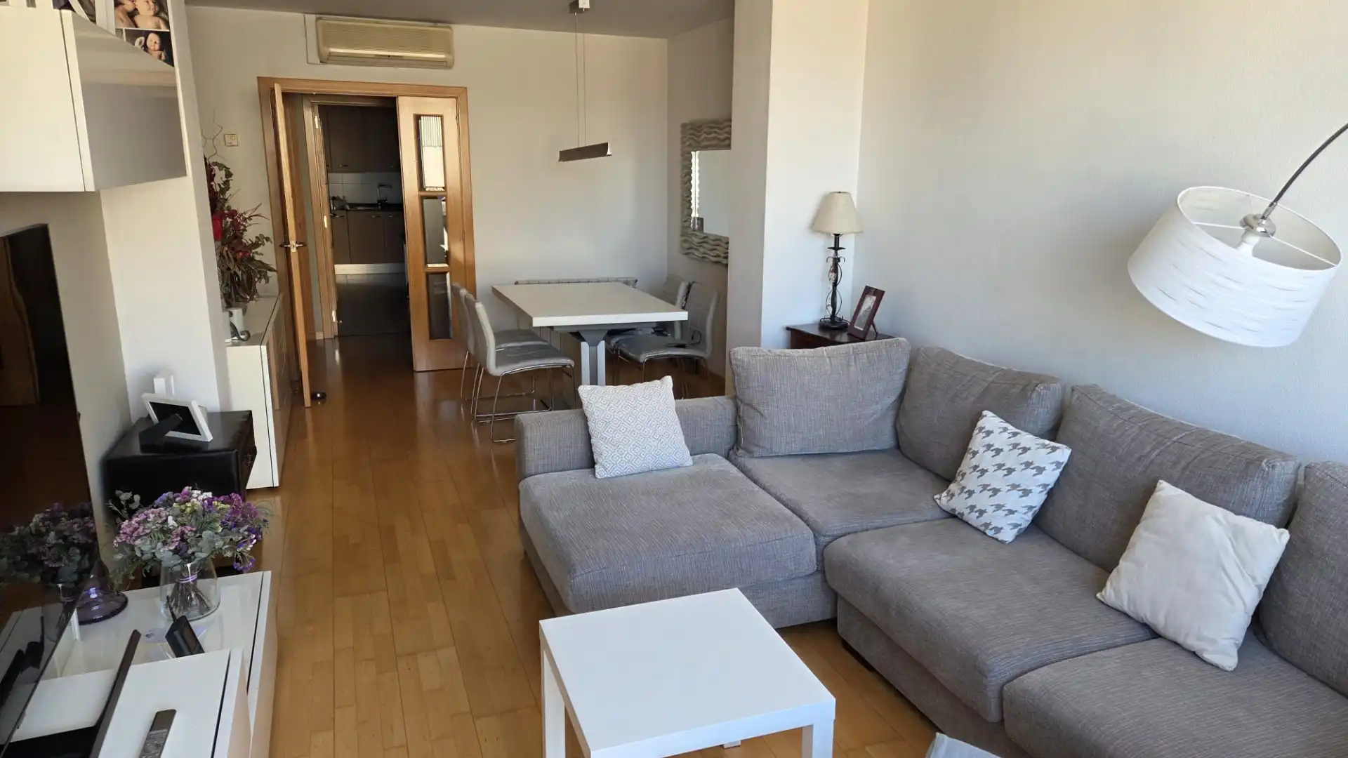 Sala de estar de Piso en venta en Sabadell con Aire acondicionado, Calefacción y Parquet