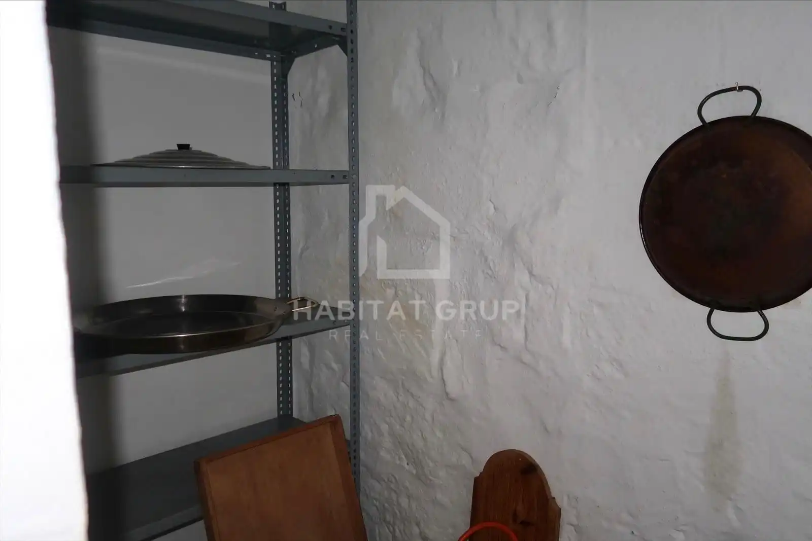 Wohnung zum Verkauf in Es Castell mit Heizung und Privatgarten