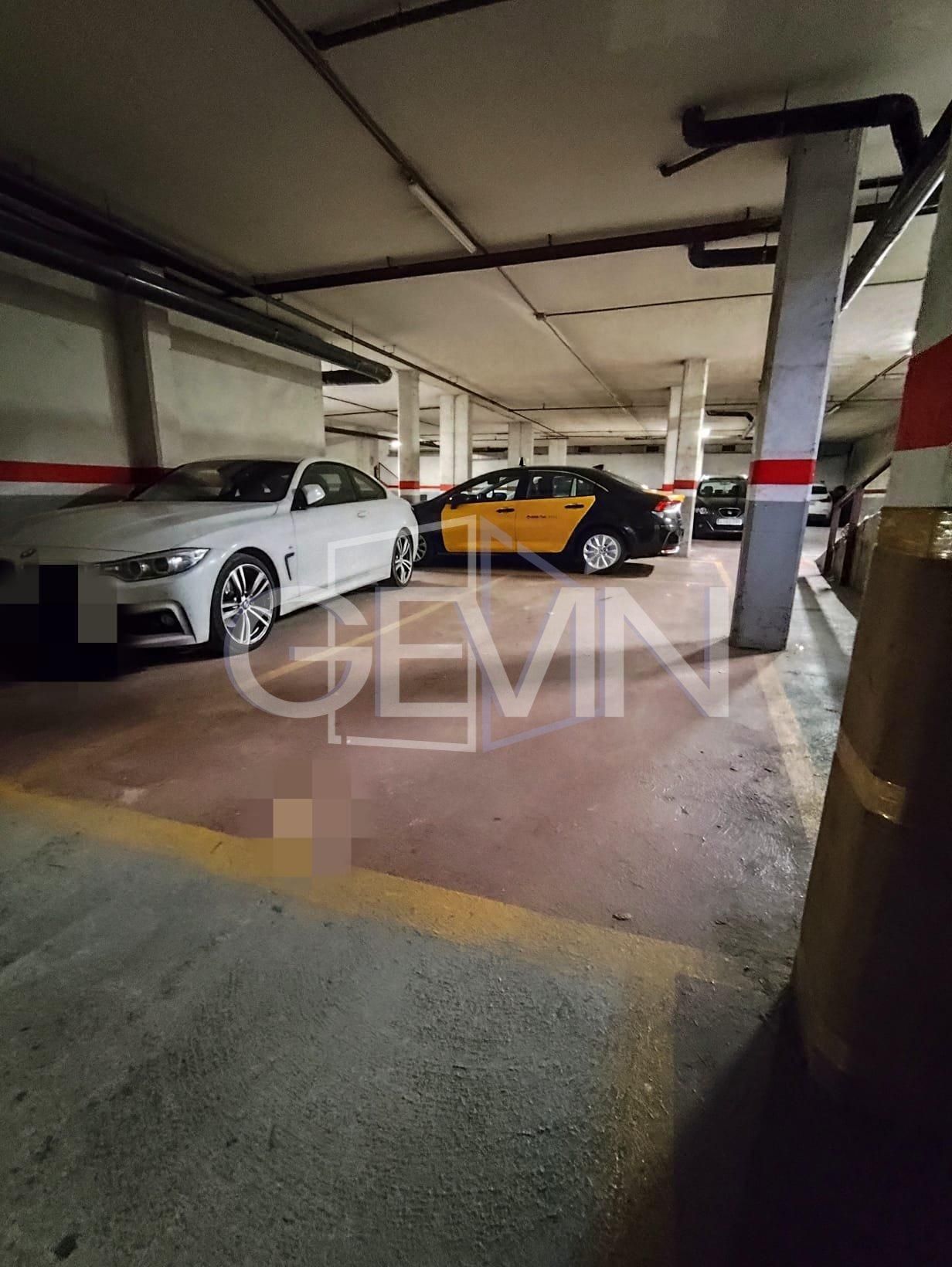 Aparcament de Garatge en venda en Santa Perpètua de Mogoda