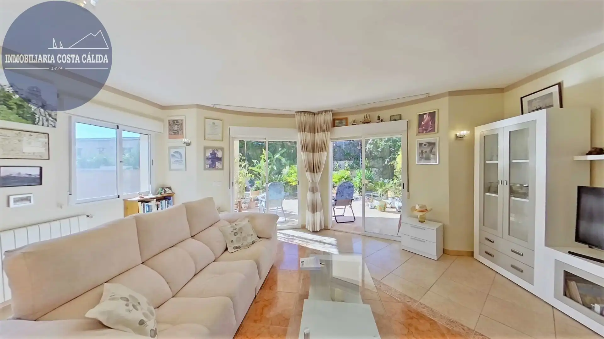 Sala de estar de Casa o chalet en venta en Águilas con Aire acondicionado, Calefacción y Jardín privado