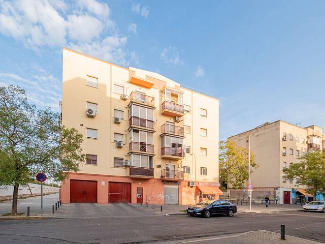 Piso en Venta en C/ Dolores Ibárruri, La Pasionaria en El Plantinar – Avda. La Paz - El Juncal