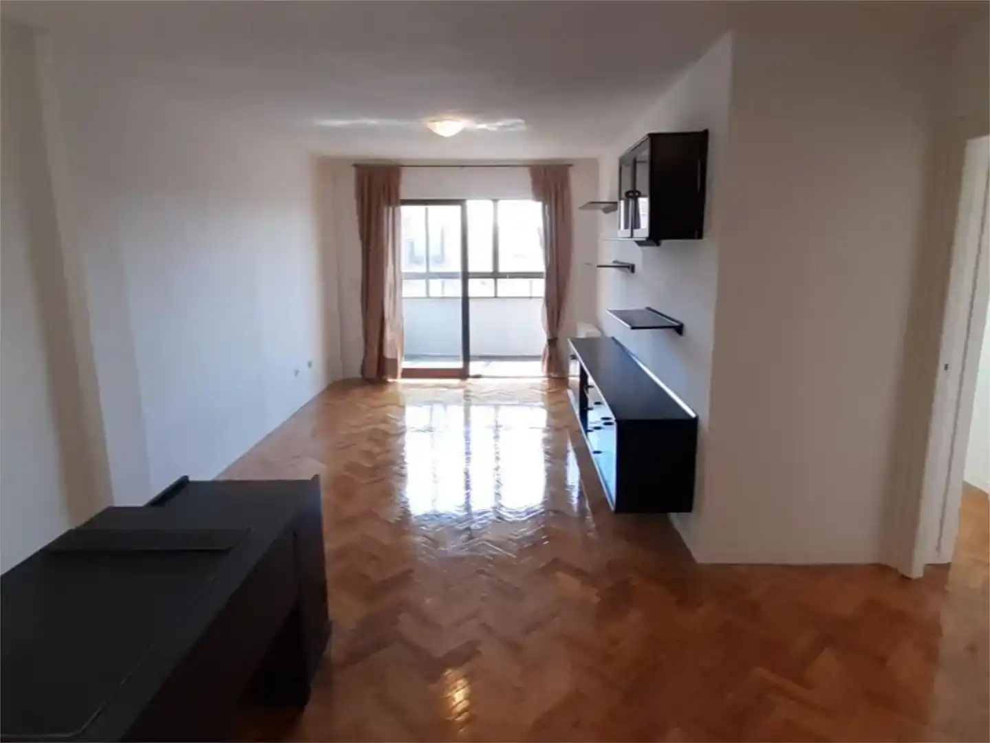 Wohnzimmer von Wohnung zur Miete in  Madrid Capital