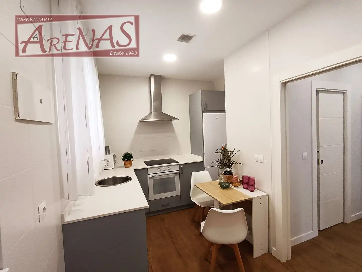 Cocina de Apartamento en venta en Colindres con Amueblado, Lavadora y Microondas