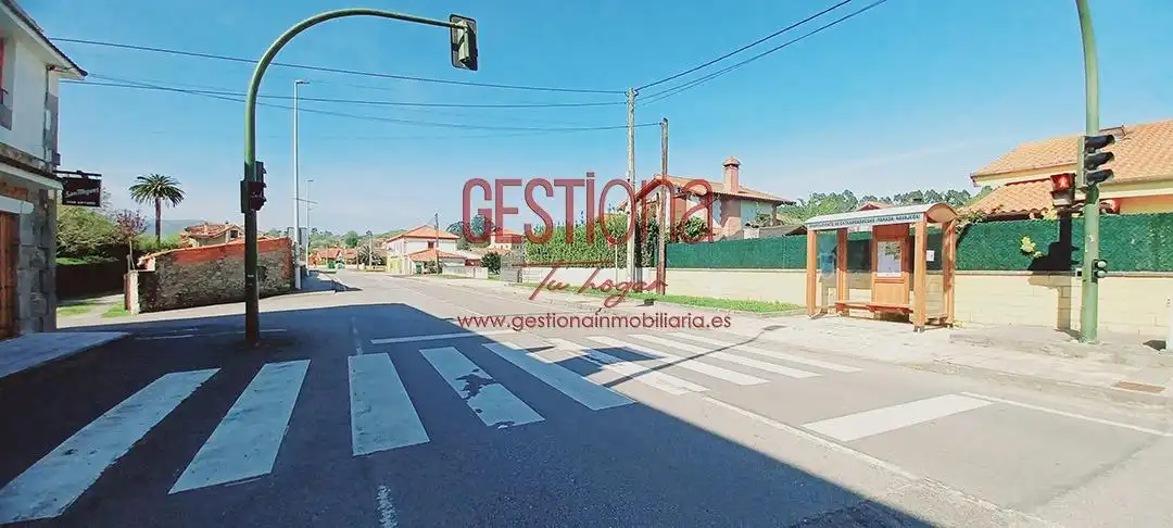 Vista exterior de Local en venda en Entrambasaguas amb Moblat