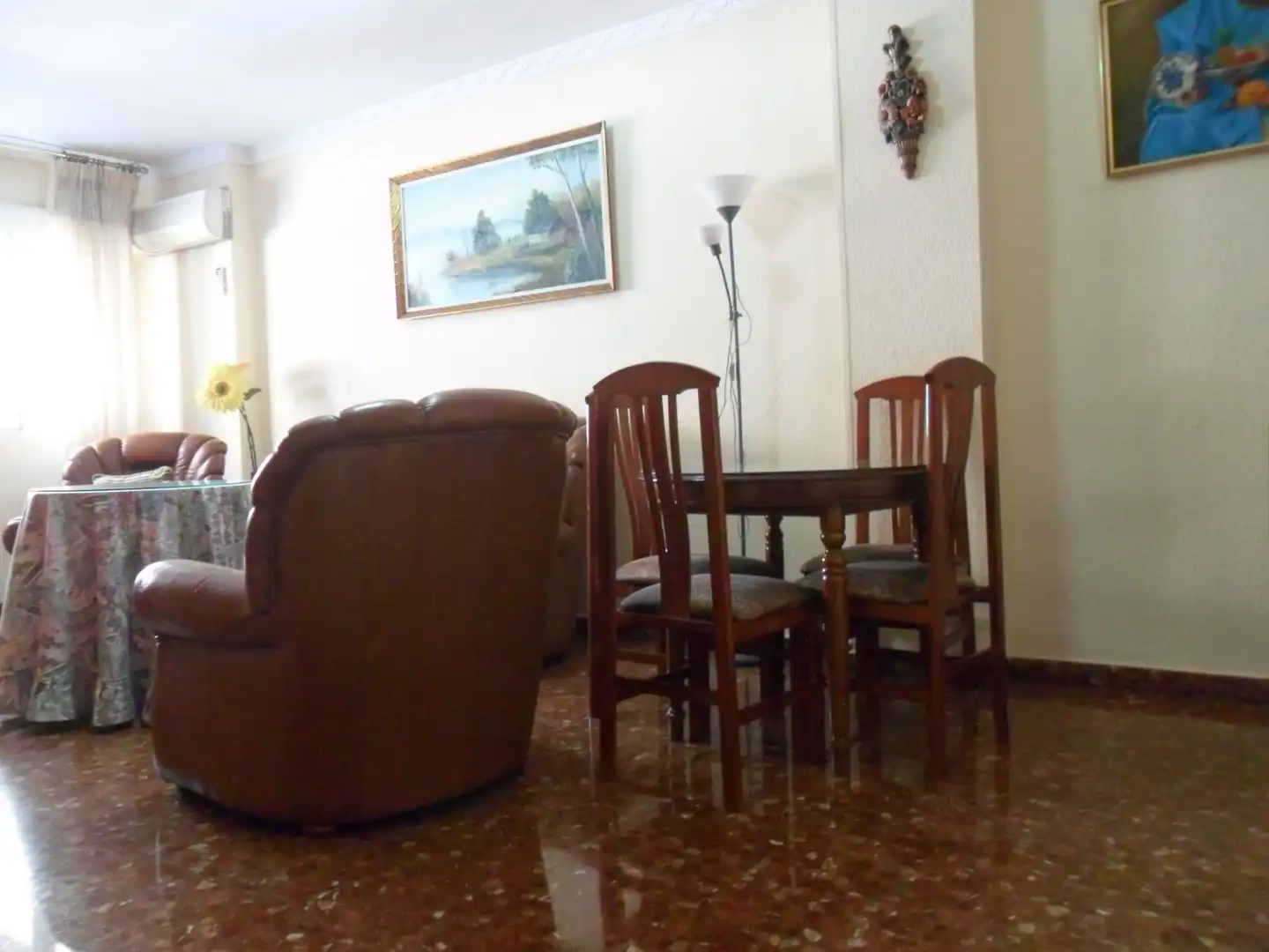 Comedor de Piso de alquiler en Granada con Aire acondicionado, Calefacción y Terraza