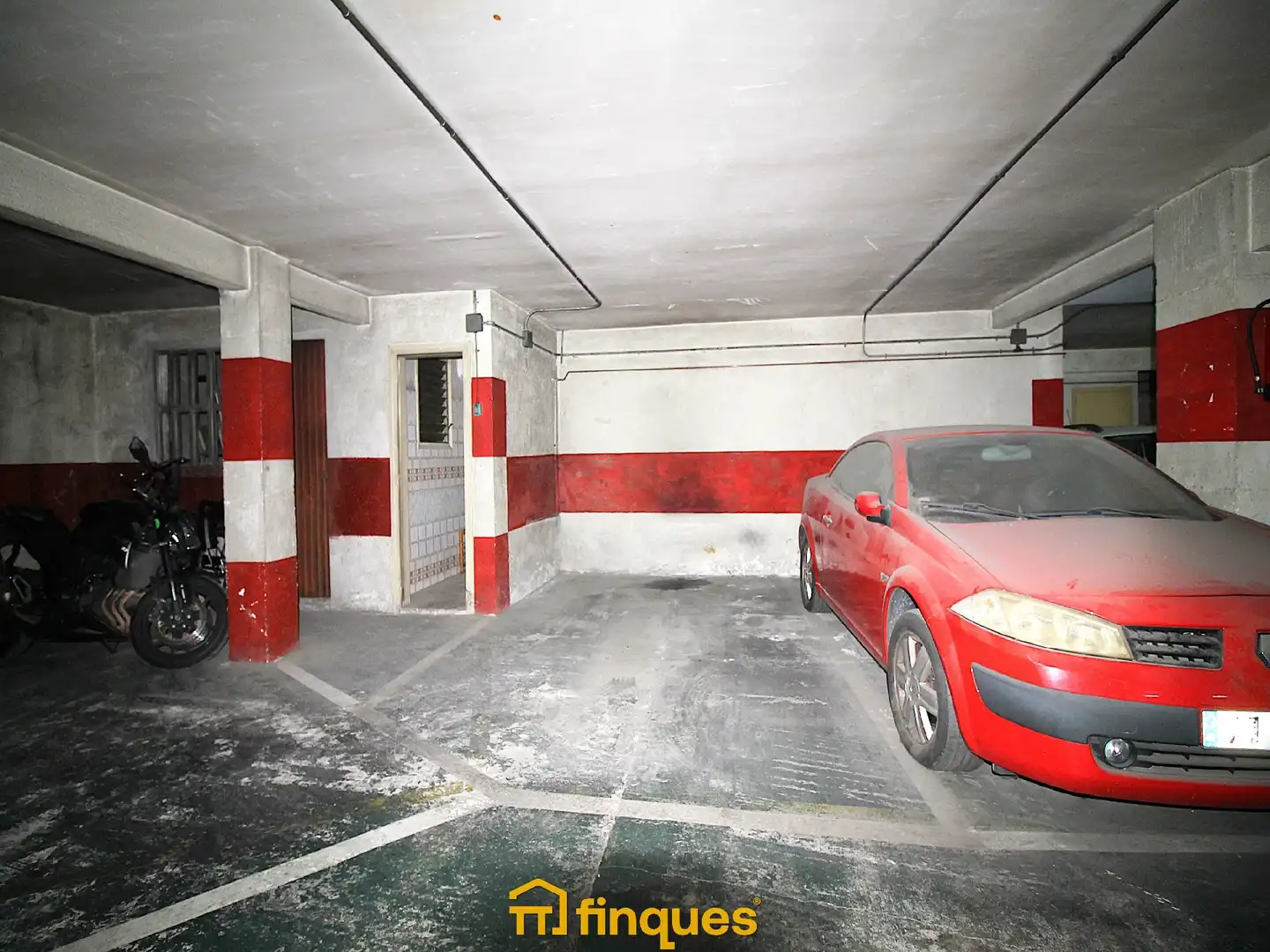 Parkplatz zum Verkauf in Centre