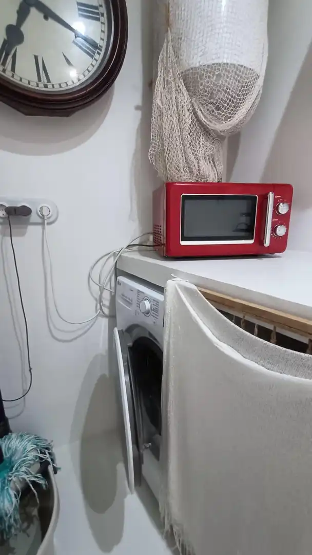 Cuina de Apartament en venda en Santa Pola amb Aire condicionat i Moblat