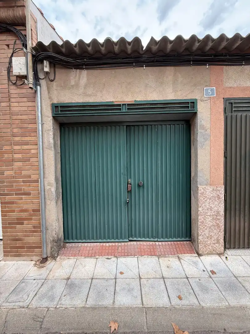 Aparcament en venda a Calle Santa María