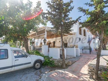 Local comercial en alquiler en Cómpeta