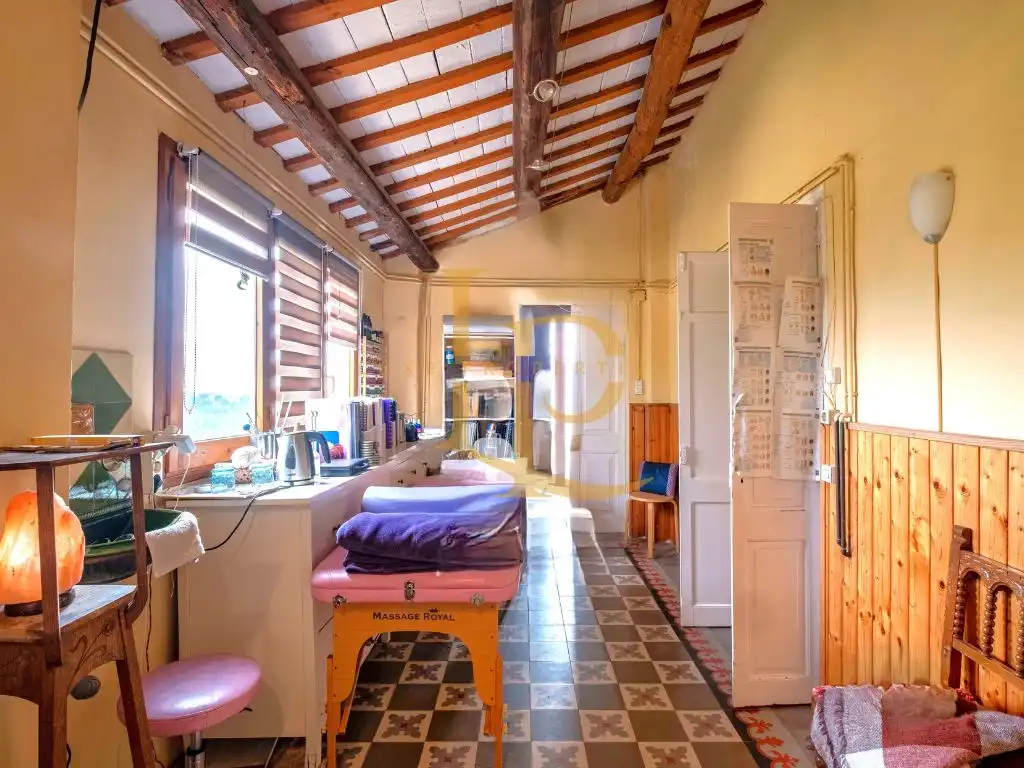 Cuina de Finca rústica en venda en Rubí amb Calefacció, Jardí privat i Parquet