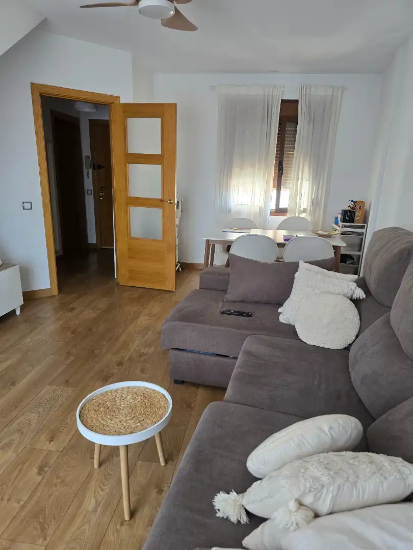 Sala d'estar de Dúplex en venda en Valmojado amb Calefacció, Forn i Balcó