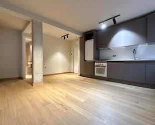 Kitchen of Flat for sale in  Madrid Capital  with Air Conditioner and Heating