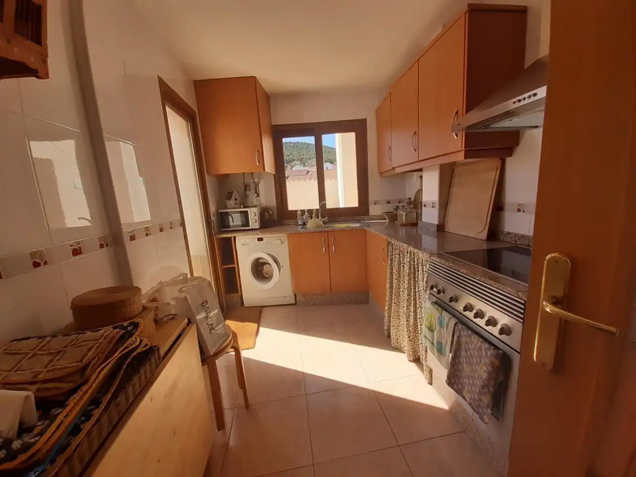Cocina de Piso en venta en Bronchales con Parquet, Terraza y Trastero