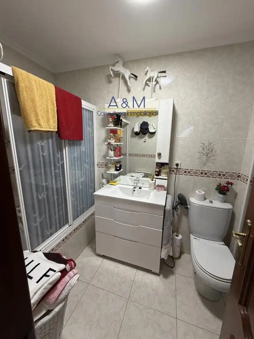 Habitación de Edificio en venta en Cigales