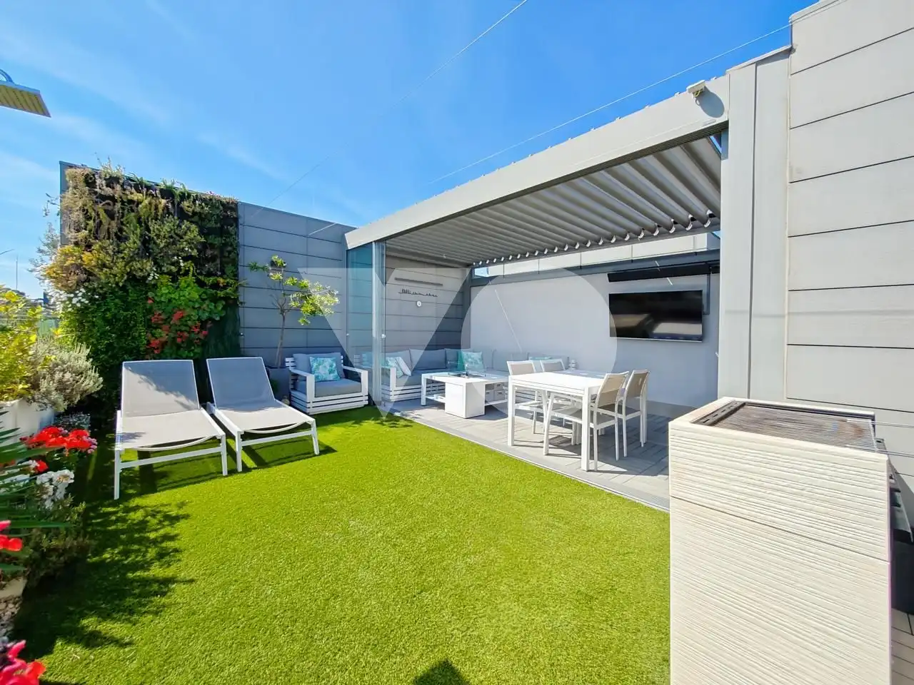 Terrassa de Àtic en venda en Madrid amb Aire condicionat, Calefacció i Jardí privat