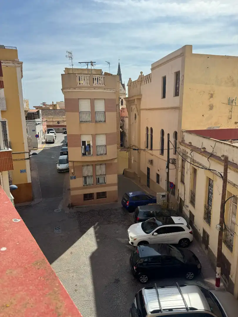 Vista exterior de Casa o chalet en venta en Melilla con Aire acondicionado, Terraza y Trastero