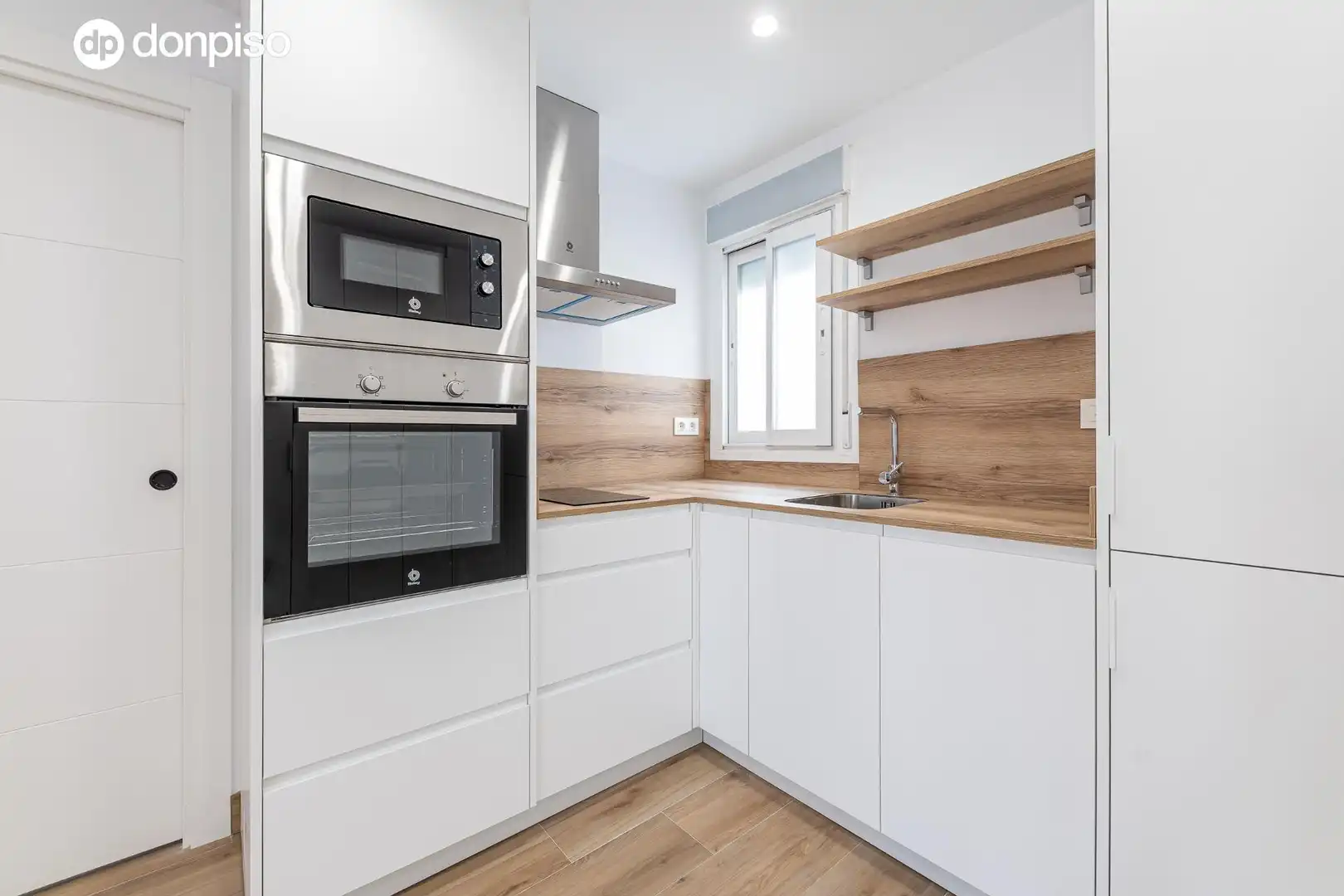 Cocina de Piso en venta en Málaga con Aire acondicionado y Calefacción