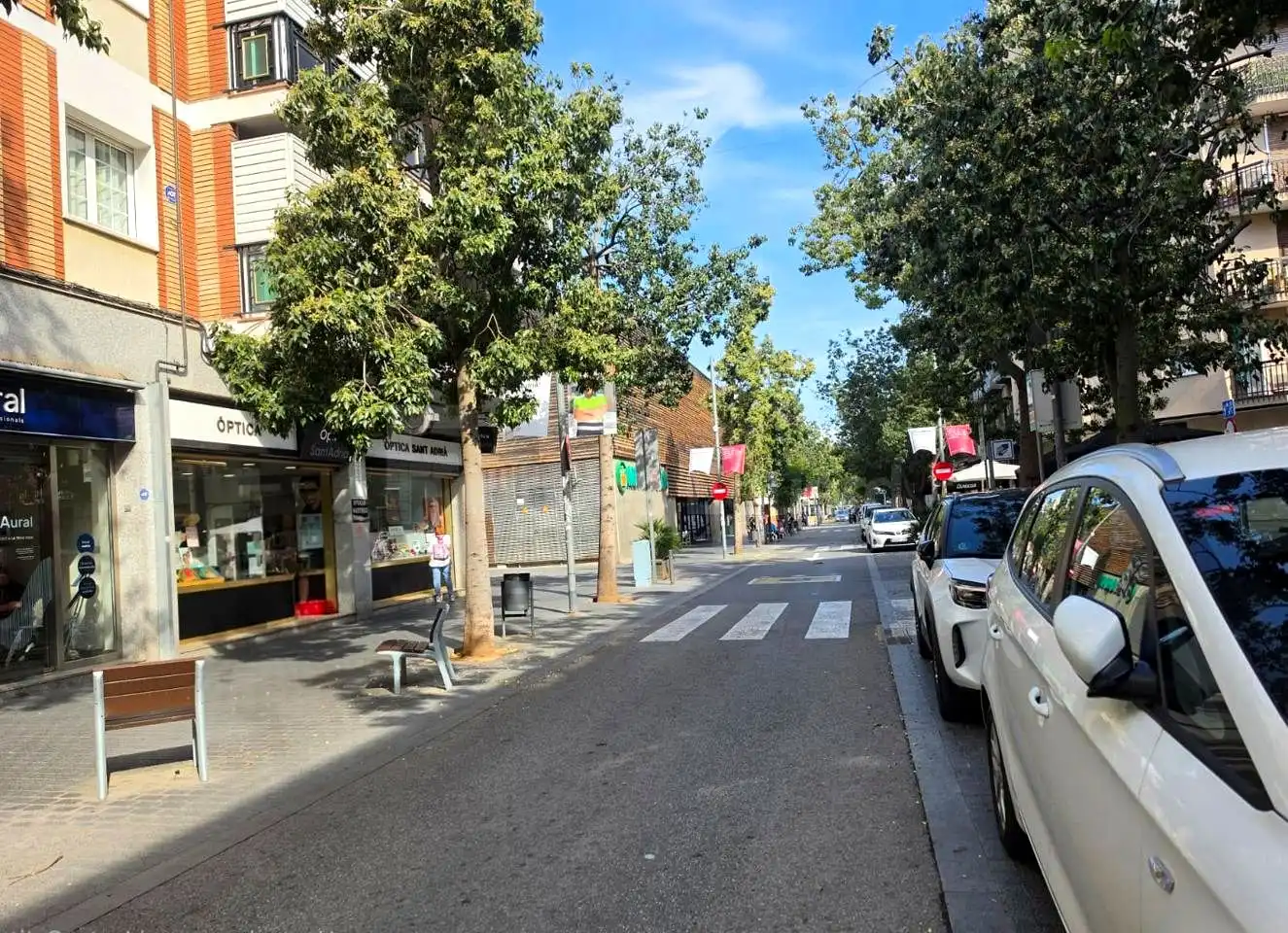 Vista exterior de Local de lloguer en Sant Adrià de Besòs