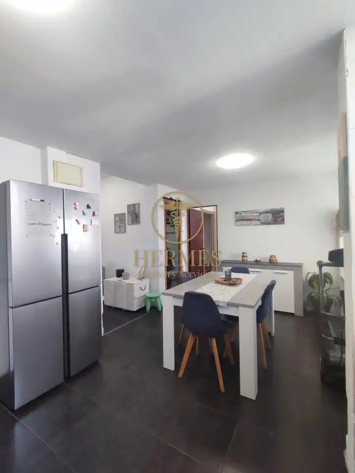 Cocina de Piso en venta en O Porriño   con Calefacción, Terraza y Trastero