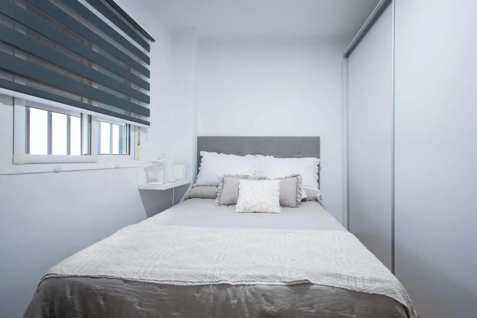 Bedroom of Flat for sale in Este - Alcosa- Torreblanca