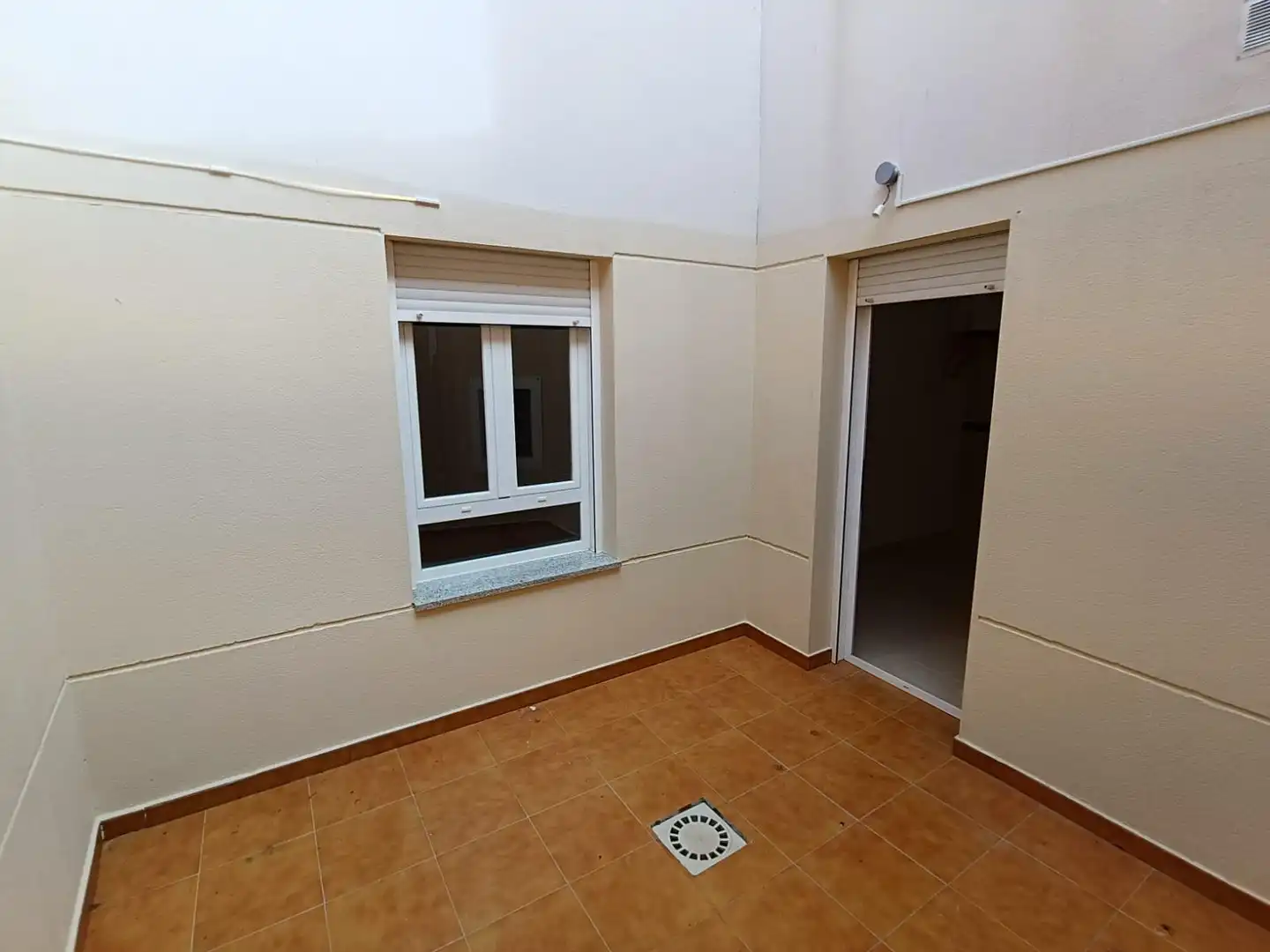 Wohnung zur Miete in Calle Gonzalo Palomo Campos, San Bartolomé de las Abiertas