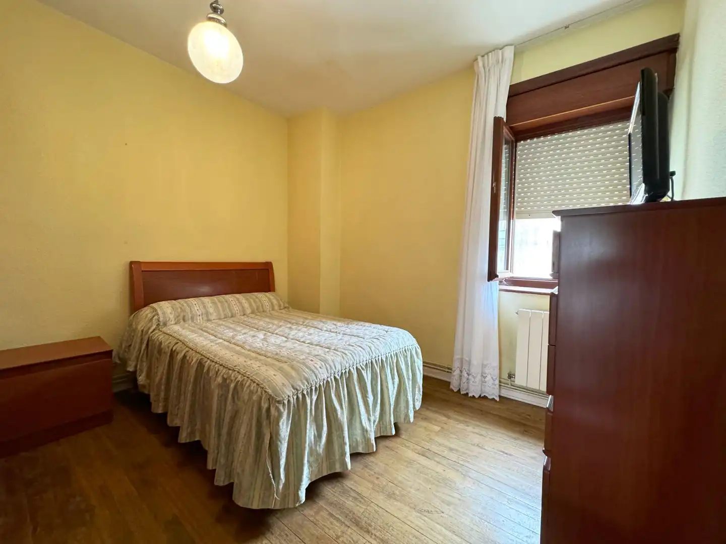 Habitación de Casa o chalet en venta en Laredo con Calefacción, Terraza y Trastero